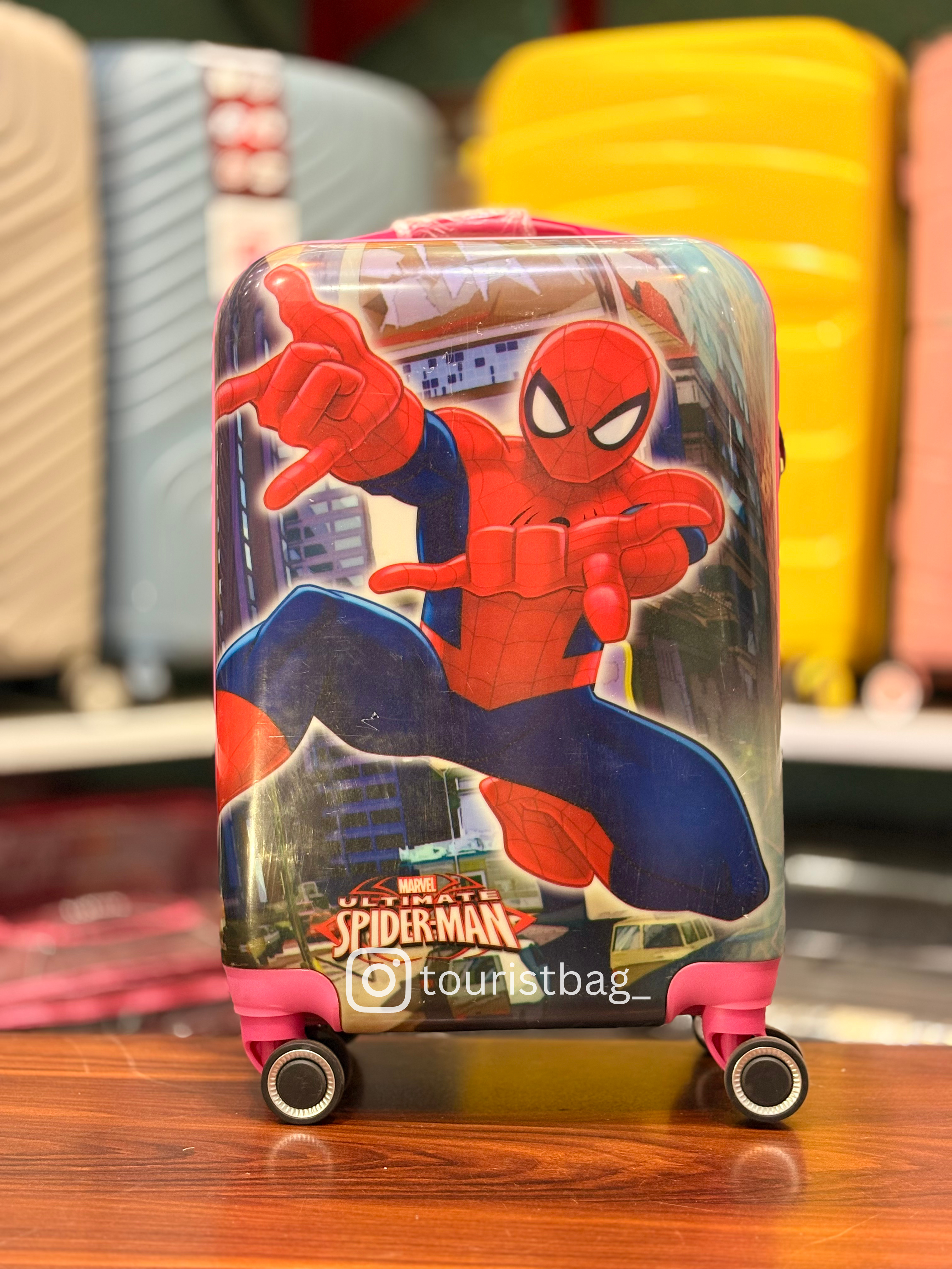 چمدان کودک اسپایدرمن صورتی